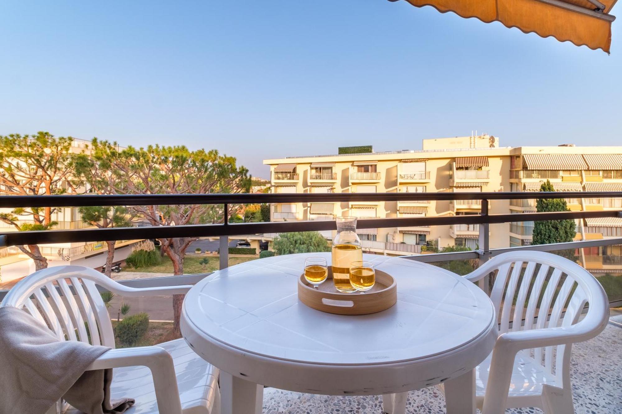 Residence Heliotel Marine Сен-Лоран-дю-Вар Экстерьер фото