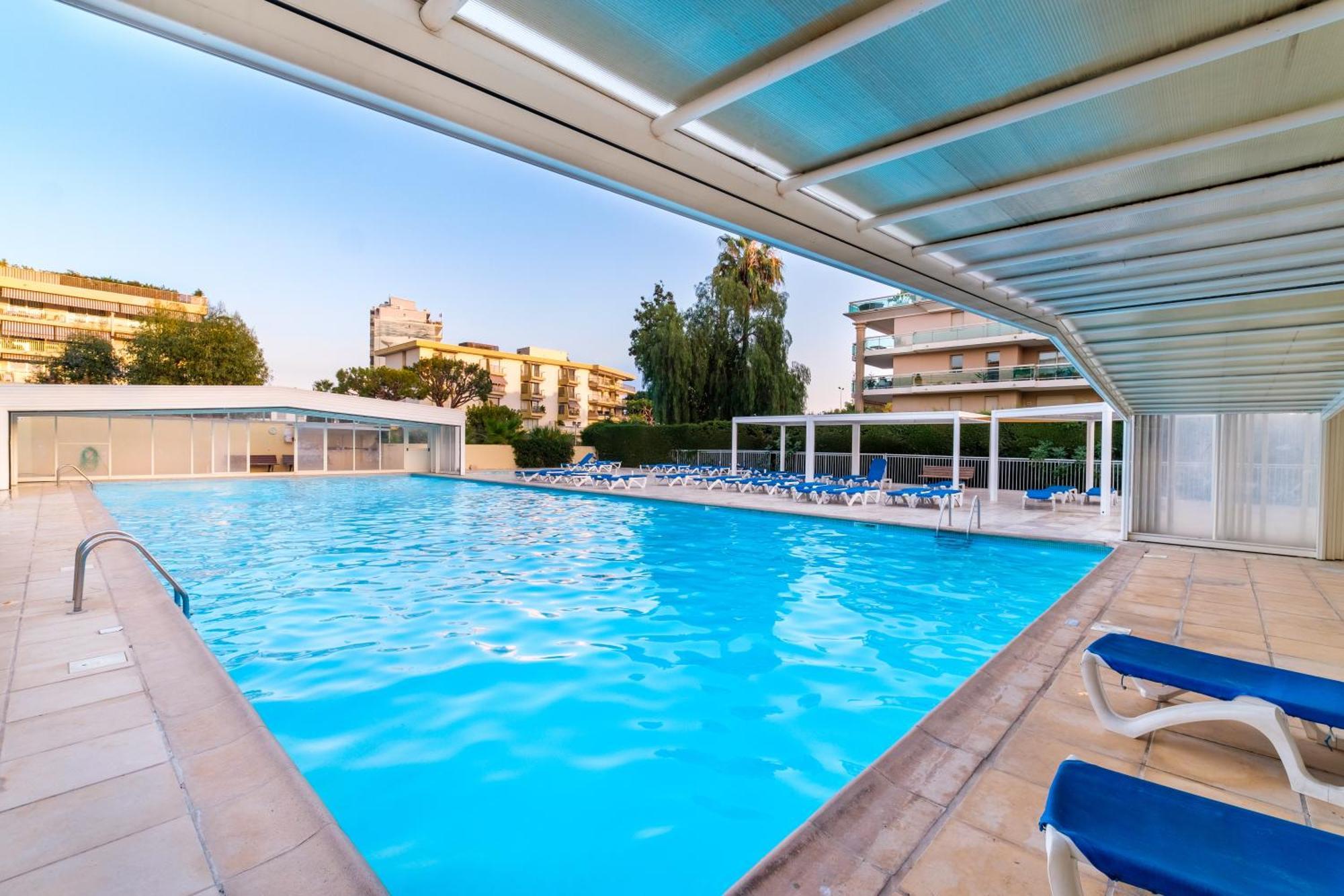 Residence Heliotel Marine Сен-Лоран-дю-Вар Экстерьер фото